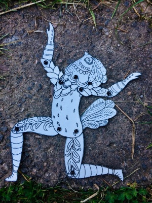 Plošné loutky létajících hrdinů